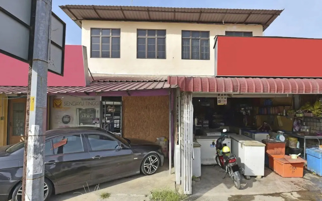 OYO 90535 Wakaf Bharu Inn