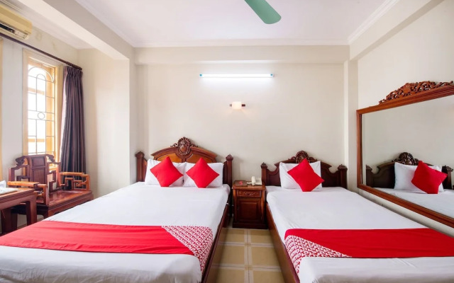 Nhue Giang Hotel by OYO Rooms