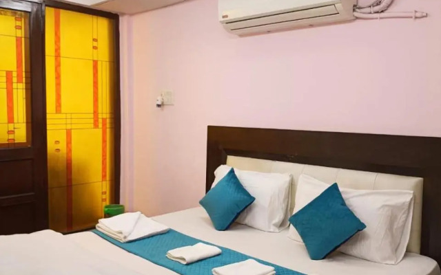 FabHotel Blueberry Hauz Khaz