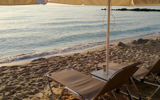 Voula Seaside Apartments