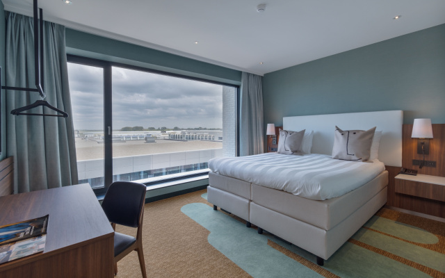 Van der Valk Hotel Schiphol A4 - Image 7