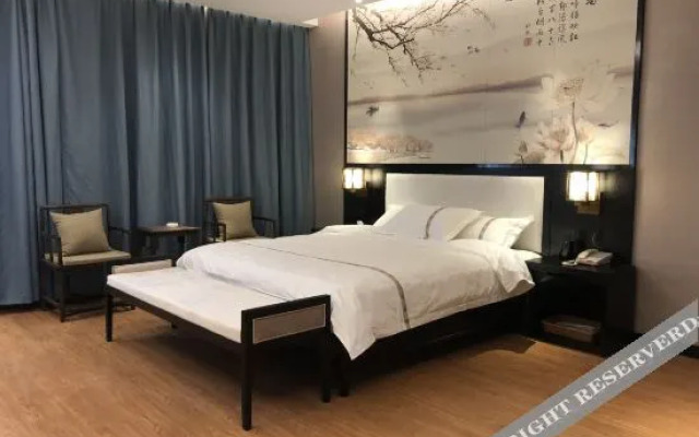 YiJu   Light Luxury  Hotel