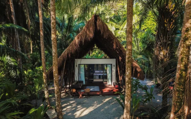 The Resort at Isla Palenque