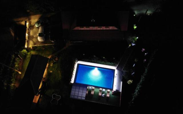 Lodge Green paradise