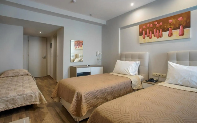 Irini Hotel