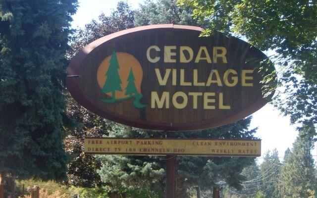 Cedar Village Motel