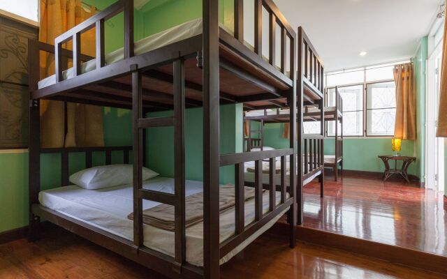 Samsen 360 Hostel