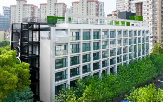 Mia Hotel (Shanghai Xuhui Jiaotong University)