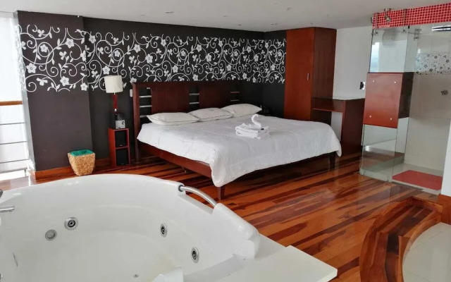 Hotel Torre De Cristal