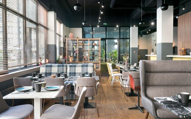 Kaijoo Hotel by HappyCulture