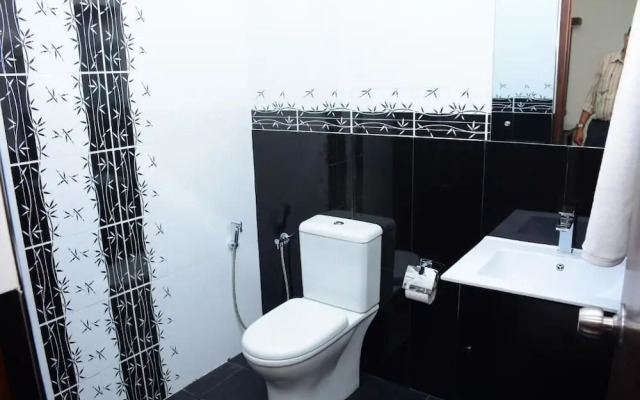 Oyo 287 Hotel Nelly Marine