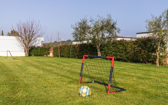 Pool Apartment Suzi 4