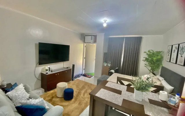 1 Bedroom With Free Parking