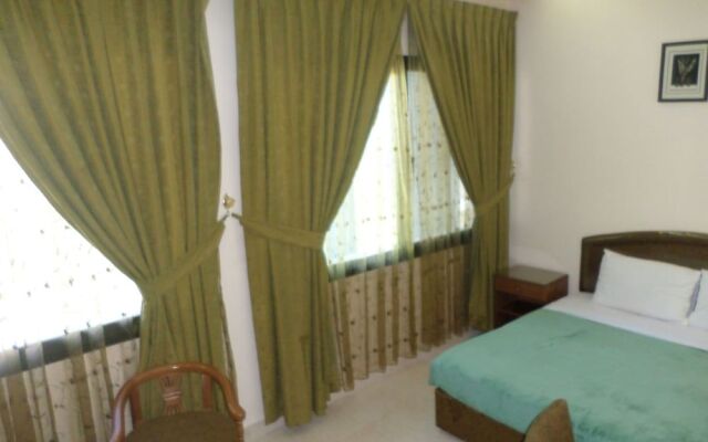 Continental Hawally Hotel