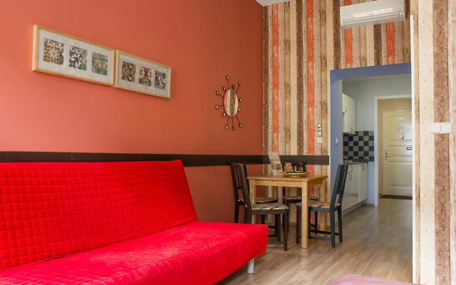 Royal Court Apartments - Image 6