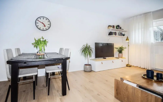 Apartment G22
