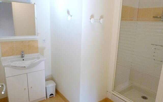 House With 4 Bedrooms in Saint-vincent-la-châtre, With Pool Access, Fu