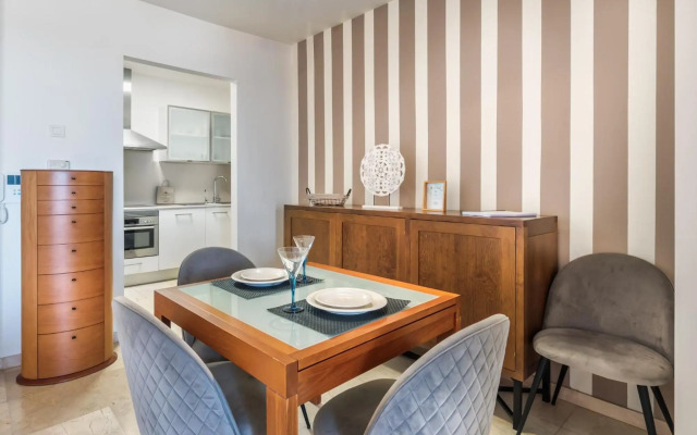 Romen 2-2 PENTHOUSE SEA VIEW & JACUZZI 2B