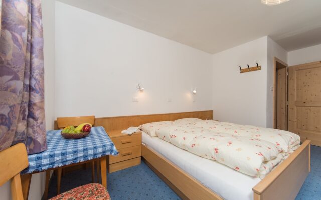 Apartment 4 Holiday - Wolly