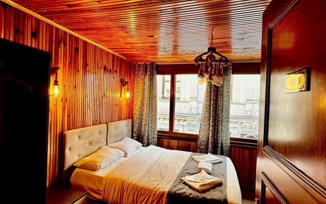Taksim Palace İstanbul Hotel