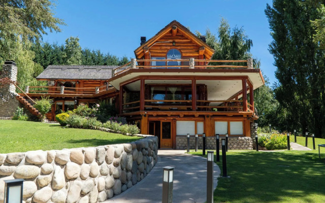 Rotui Luxury Village