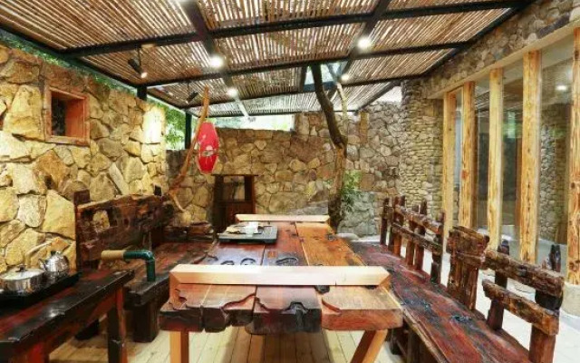 Zhuyang Shanfang Inn