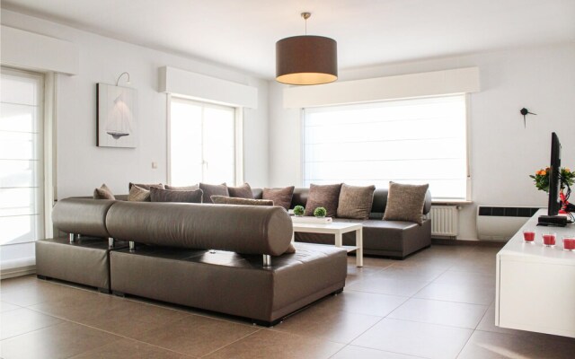 Amazing Home in Oostduinkerke With 3 Bedrooms and Wifi