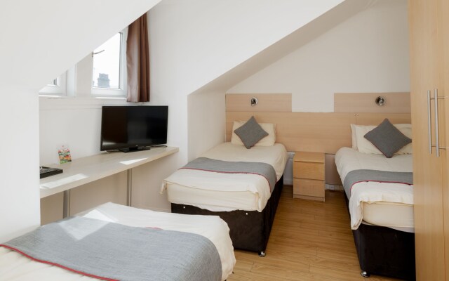 Charing Cross Hotel