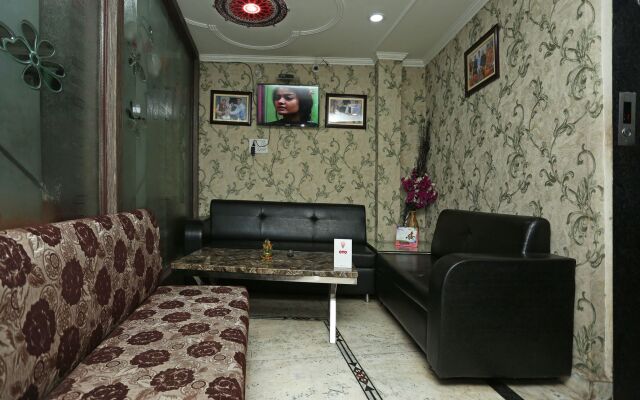 OYO 11943 Hotel Yugantar Palace