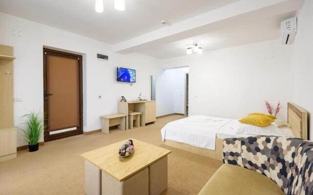 SaloS Beach Resort