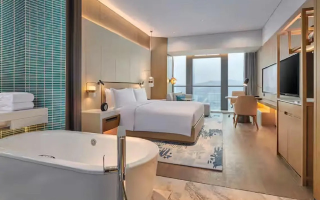 Chongqing Lijia Weilai Hotel, Curio Collection by Hilton