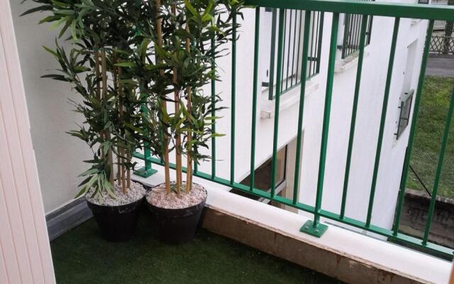 Appartement La Roche-Posay, 1 pièce, 2 personnes - FR-1-541-53