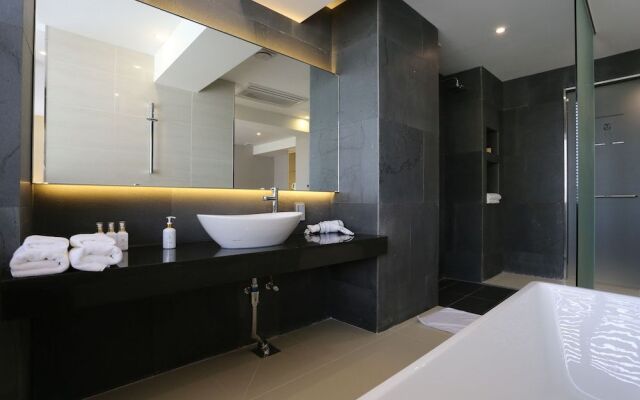 Suwon Top Cloud Hotel