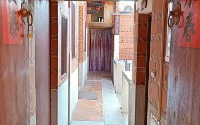 Grand Hyatt Hostel
