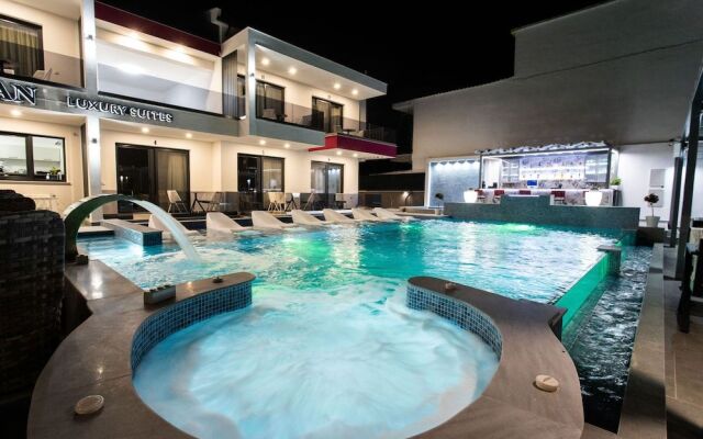 Aeonian Luxury Suites