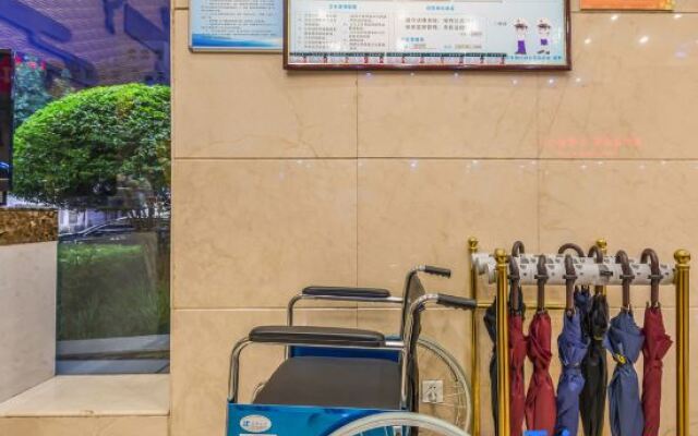 Thank Inn Plus hotel He'nan Zhoukou Chuanhui District Red Star Macalline