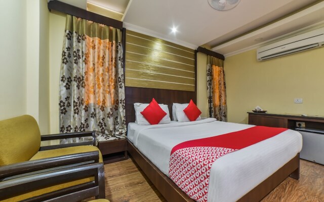 OYO 4668 Hotel Ocean Residency