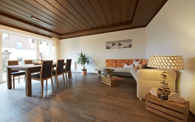 Holiday Home Hettlerhof by HolidayFlats24