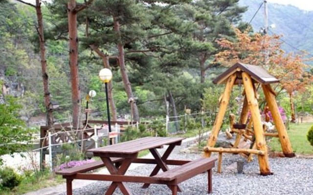Wongju Pine Pension