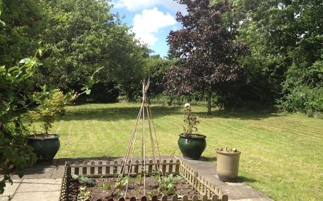 Wisteria Cottage B&B