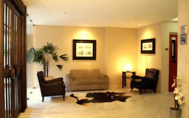 Duque Center Hotel