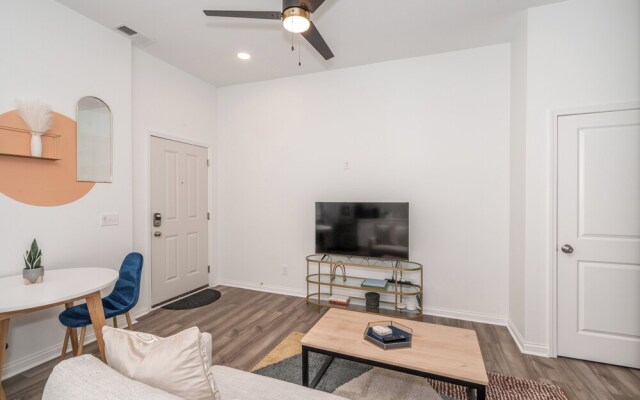 Covington Charm 202
