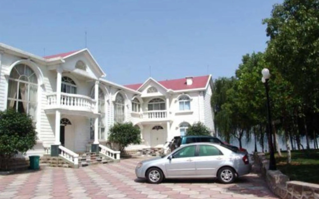 Seaside City Resort Village
