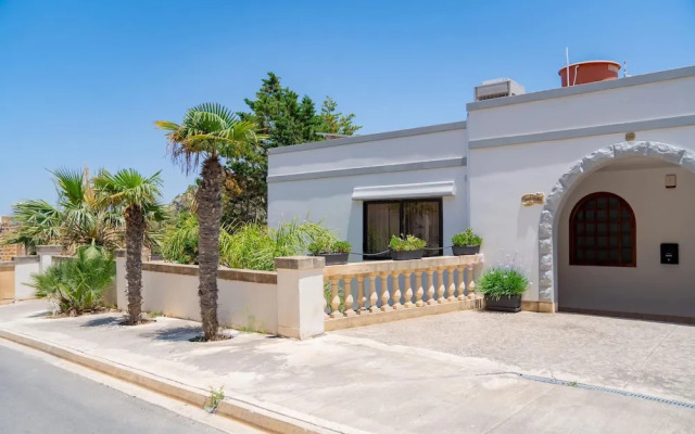 Villa Stephanotis - 3 Bedroom Villa With Pool