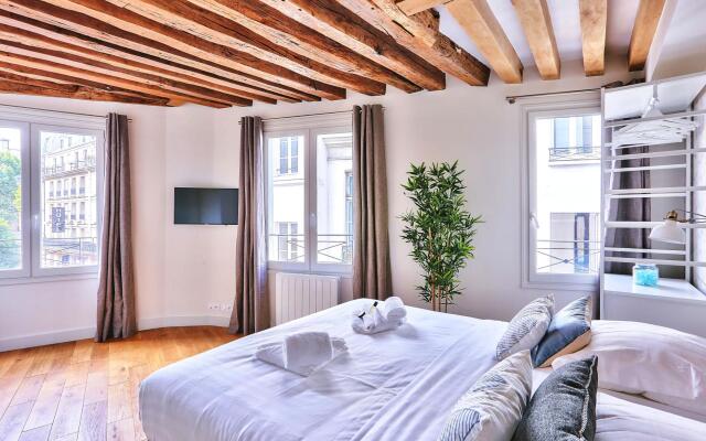 B 367 - Saint germain des Pres - Deluxe appartement