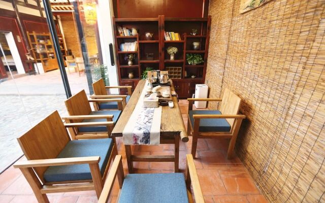 Chaozhou Shifeng Yingbin Inn