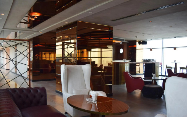 Downtown Rotana Hotel