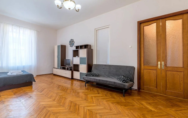 Апартаменты Welcome Home, Невский 72