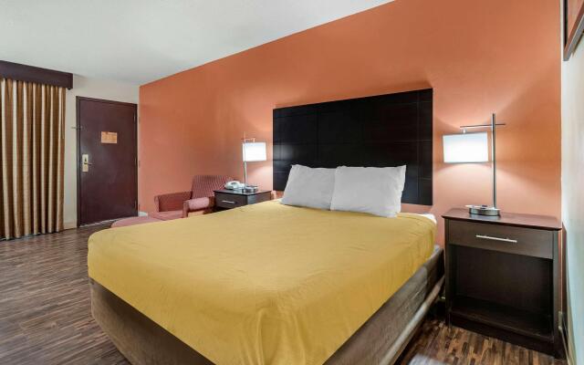 Econo Lodge Urbandale-Northwest Des Moines