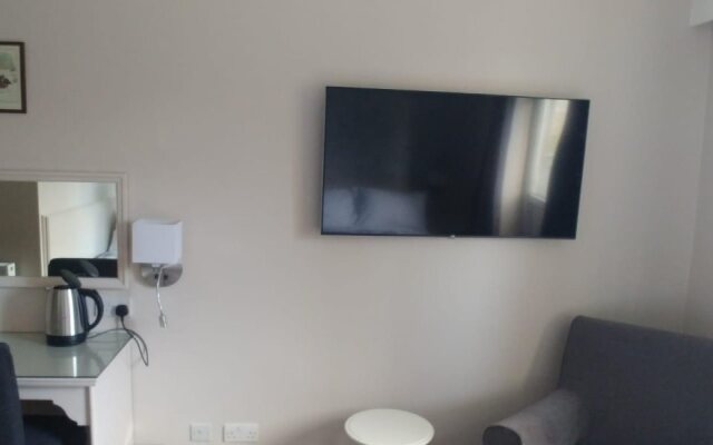 Clydebank Hotel